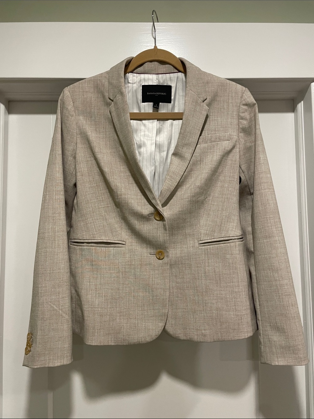 Banana Republic Women's Beige-Cream Two-Button Blazer